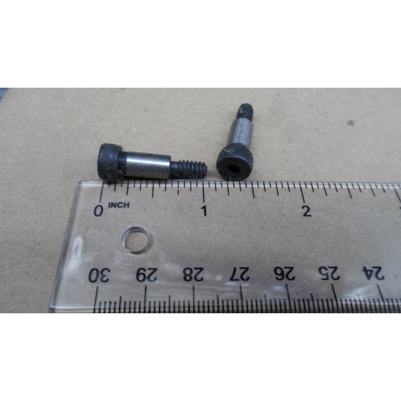 BOLT 10-24 X 1/4 X 1/2 SHOULDER [AA6043]