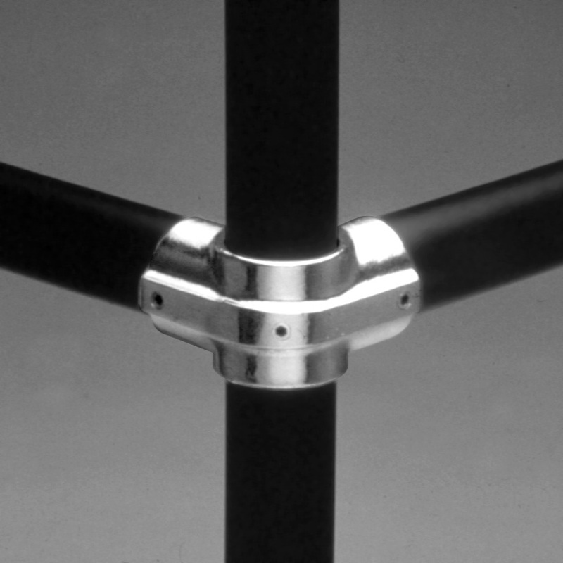 11E Side Outlet Tee 1 1/4