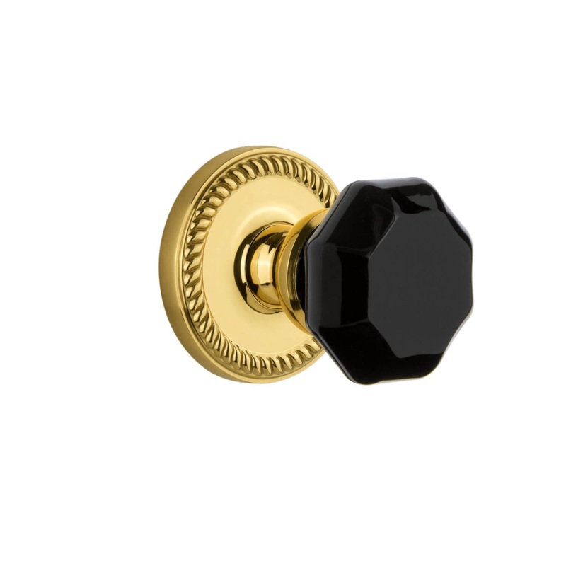 Newport Rosette with Lyon Knob in Lifetime Brass