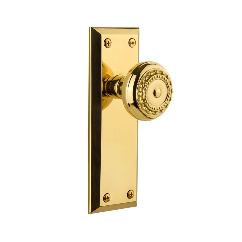 Fifth Avenue Long Plate with Parthenon Knob in Lifetime Brass