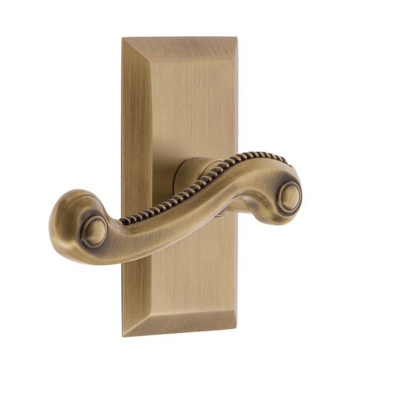 Fifth Avenue Short Plate with Newport Lever in Vintage Brass