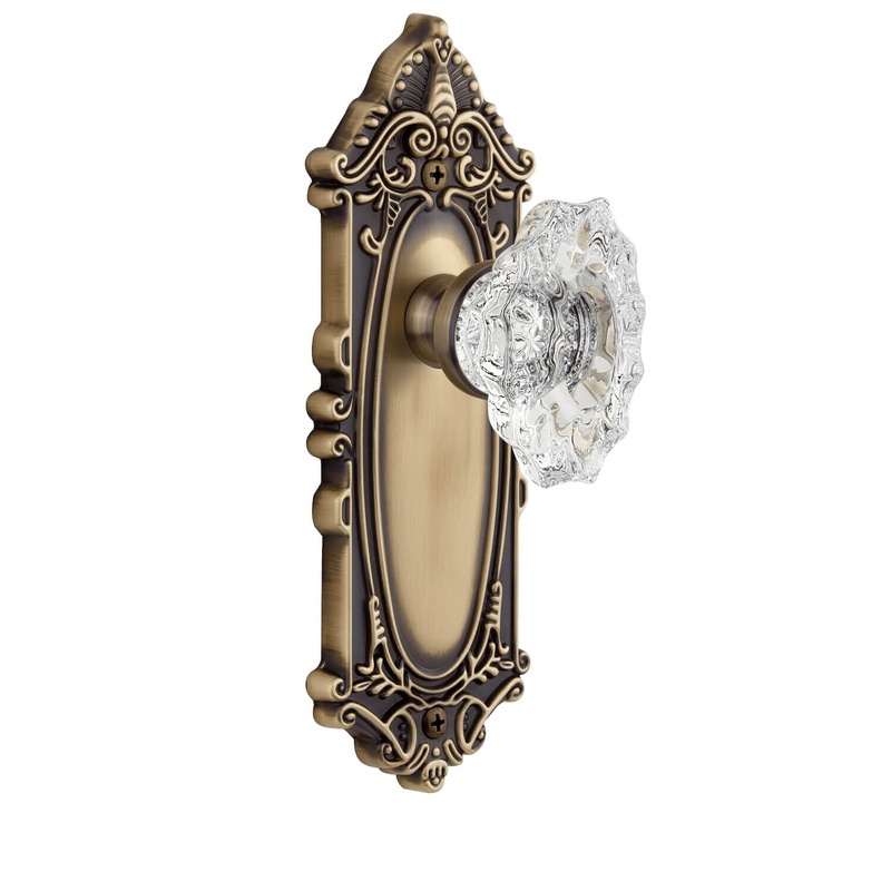 Grande Victorian Long Plate with Biarritz Crystal Knob in Vintage Brass