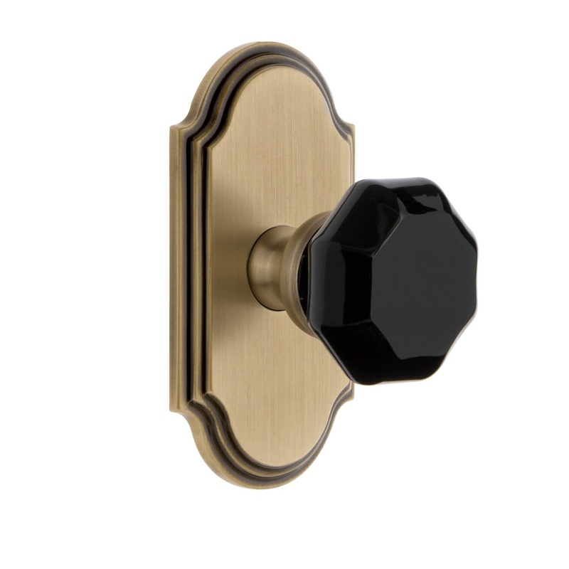 Arc Short Plate with Lyon Knob in Vintage Brass