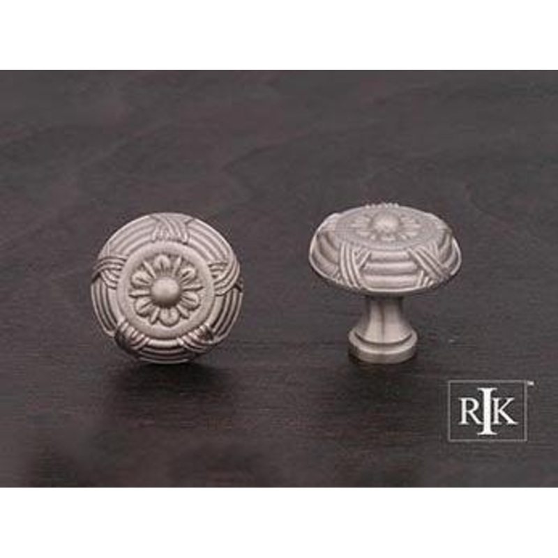 Small Crosses and Petals Knob 1 1/4 (32mm) – Pewter