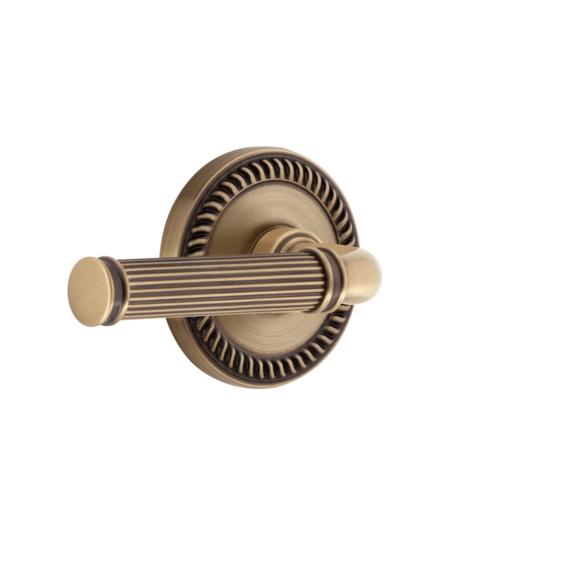 Newport Rosette with Soleil Lever in Vintage Brass